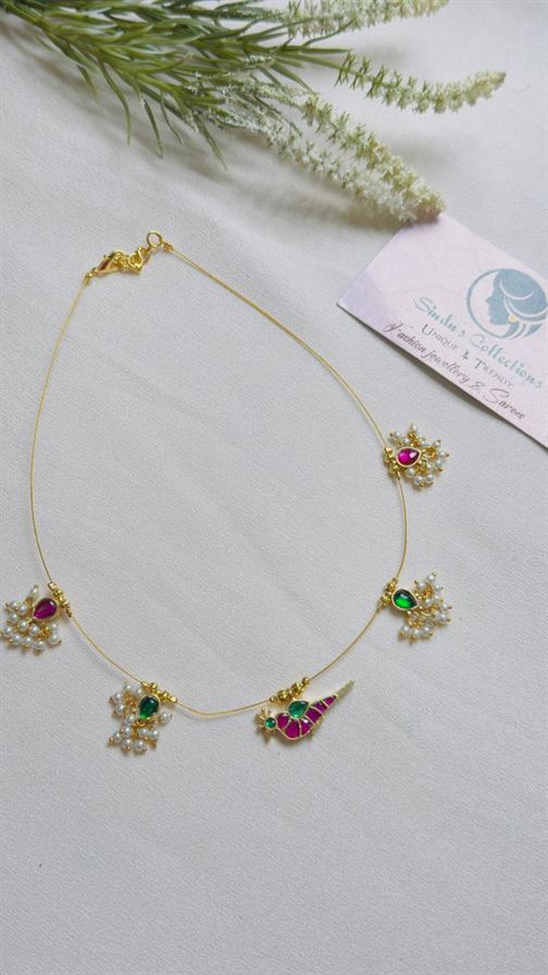 Invisible chains with kundan stones